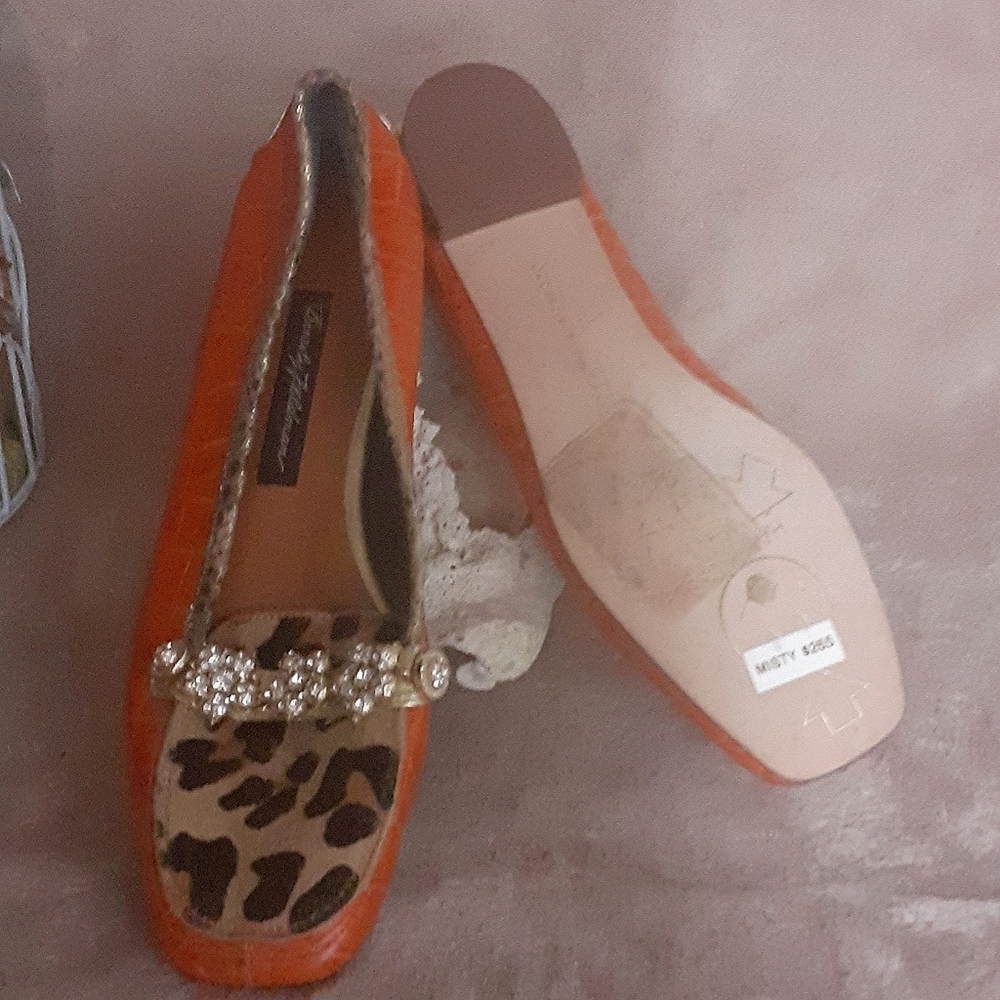 BEVERLY FELDMAN Flats